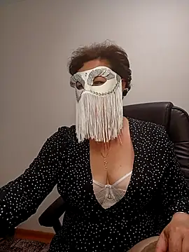 EllaLove2277 webcam