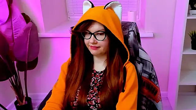 CarolGiggly webcam