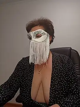 EllaLove2277 webcam