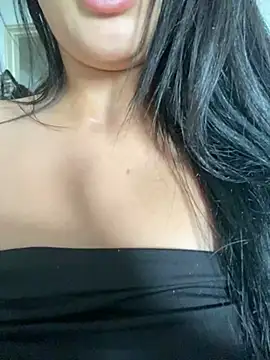 Milana_UK webcam