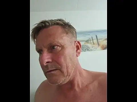 johnnym1 webcam