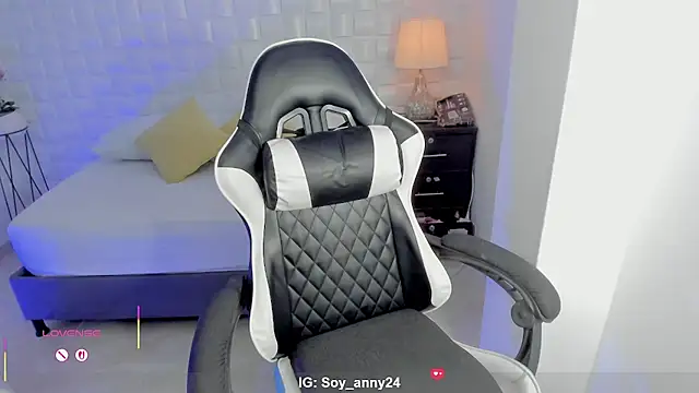 anny_rouse24 webcam