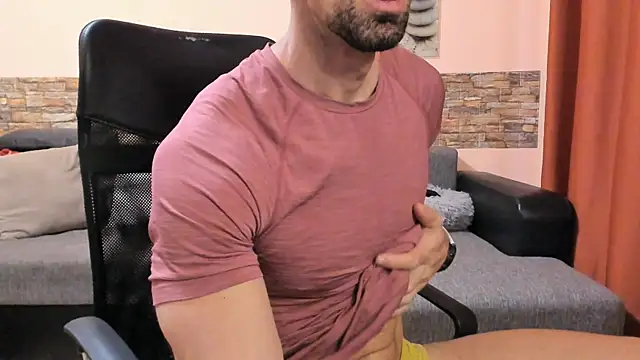 HotHunkTrainer webcam