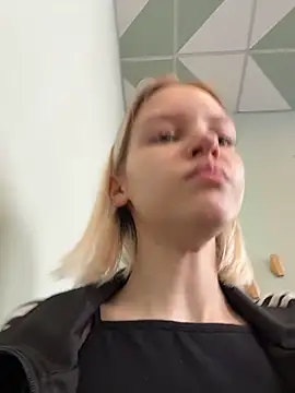 AshleyMur webcam