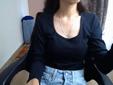 Sweety_piyu webcam