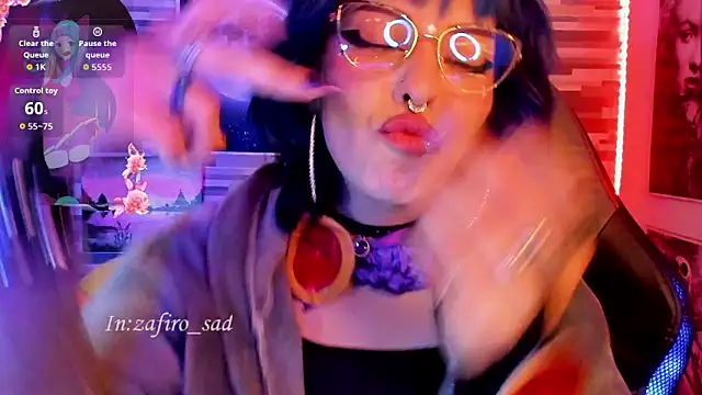 BlueElyxra webcam