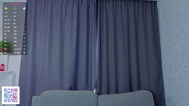 KelleBisaccia webcam