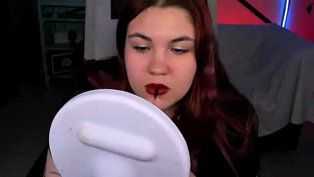 LeslieBlas webcam