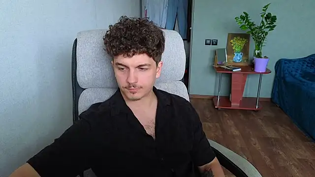 Remy_Miles webcam