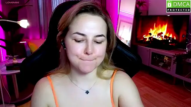 Mira_Mermayd webcam