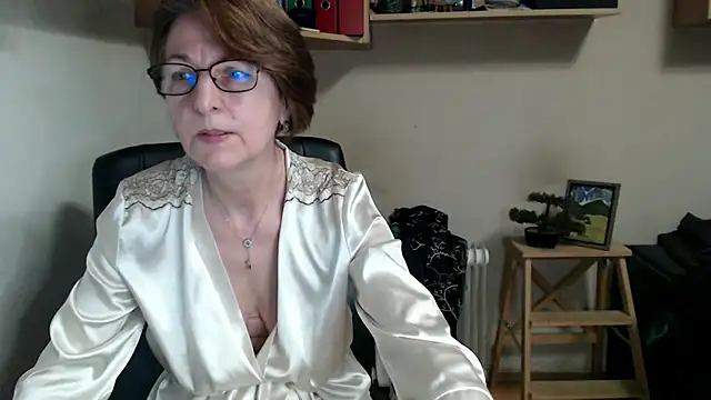 katemodel webcam
