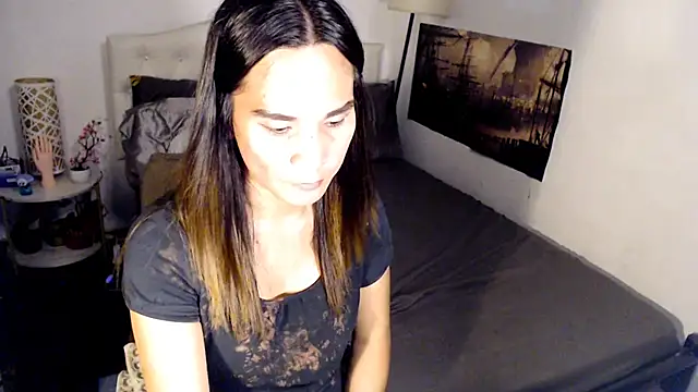 NinaDOM4CUM webcam