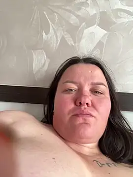 SunnyLeila2101 webcam