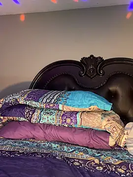 renathickass - RenaThickAss's free webcam - UK Sex Cams