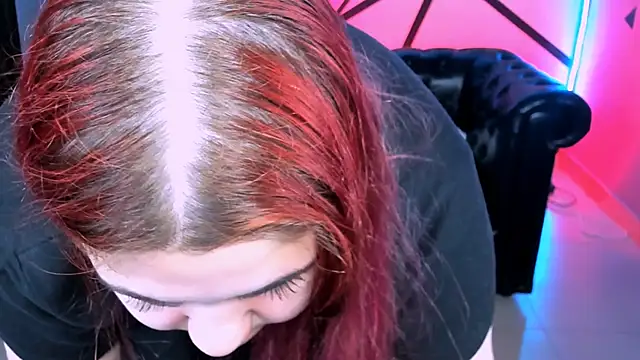 LeslieBlas webcam