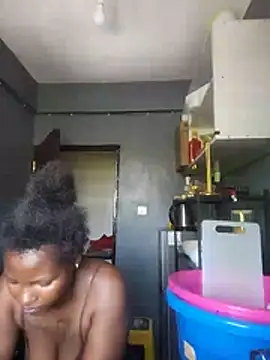 TrishaKalid webcam