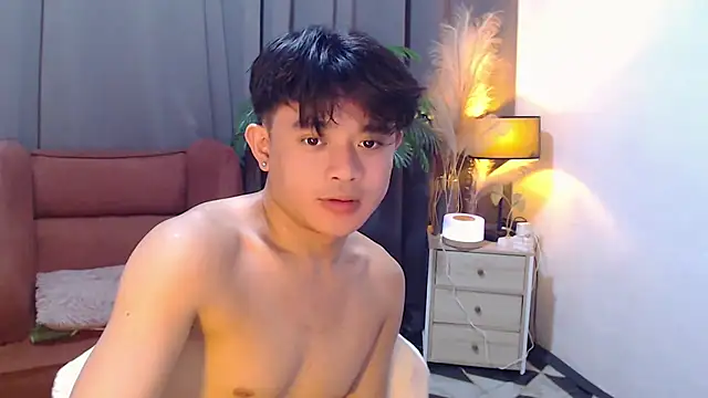 NautyBoyBrazeen_143 live cam