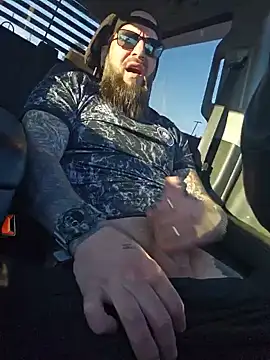 Beardedtattood webcam