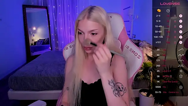 AnyaTaylor_ webcam