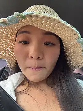 xiaochengzi505 - Xiaochengzi505's free webcam - UK Sex Cams