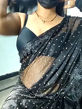sweetylove01 webcam