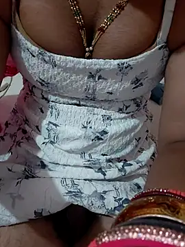 Nnemaita - Trans webcam sex chat