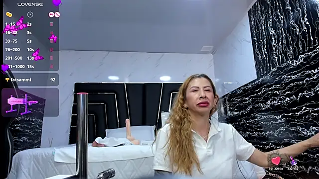 Ladyy_Scarlett live cam