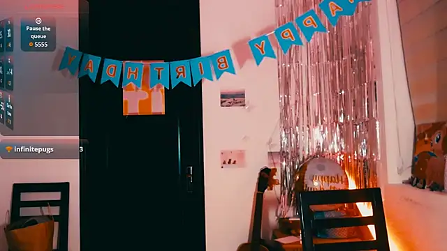 Cosmo_Riri webcam