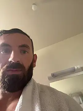 sexyeyeblue (M young) - Make a vibrate my ass