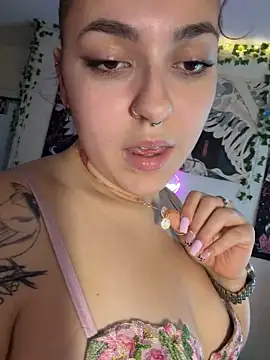 Mamachulita live sex cam