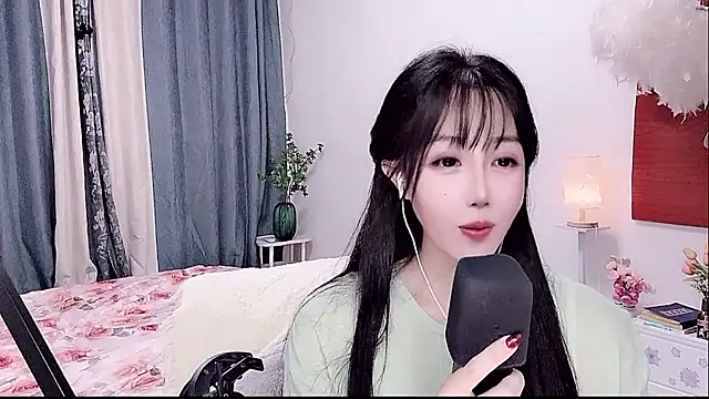 Laura_520