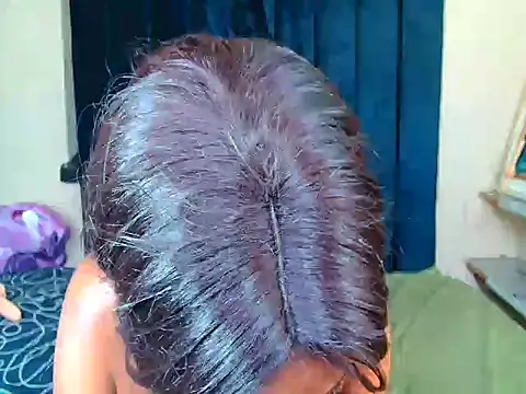 CaramelCandyxx webcam