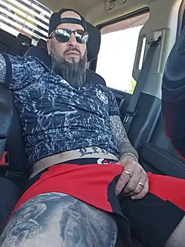 Beardedtattood live sex cam