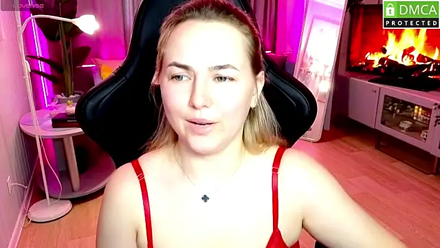 mira_mermayd - Mira_Mermayd's free webcam - UK Sex Cams
