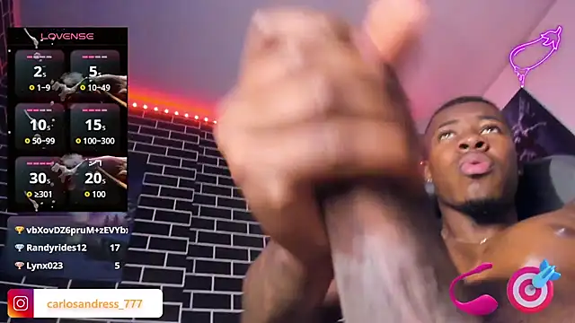 Lil_Curved live cam