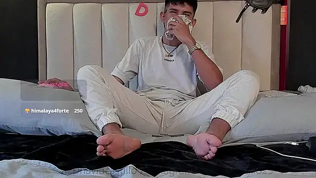 Jack_castell live cam