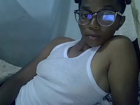ElianeHot webcam