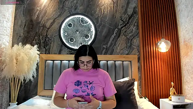 BellaPeers_ webcam