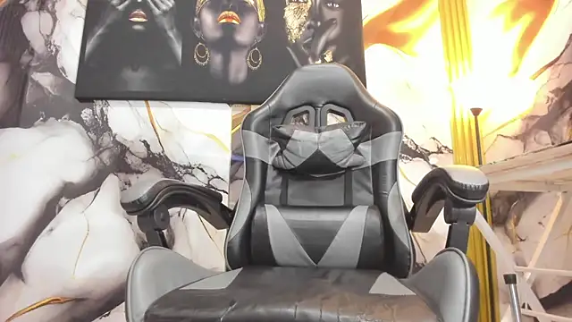 mono_blonde webcam
