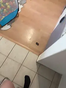 Teeny-Slut18 webcam