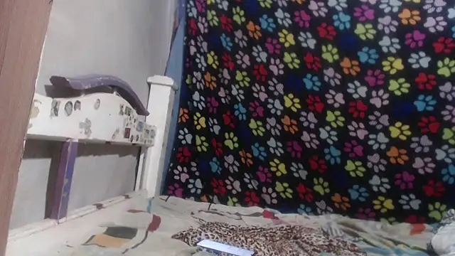 ELIZABET2- webcam