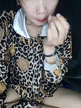 -Nicole-e webcam