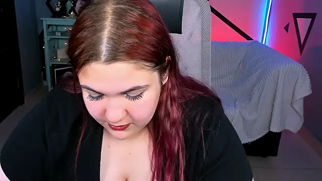 LeslieBlas webcam