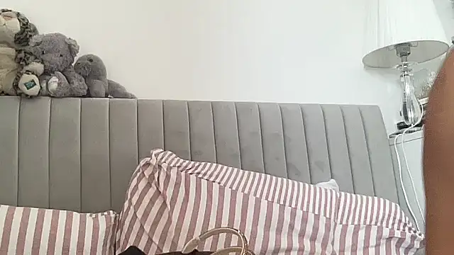 Stripper_SofiaX webcam