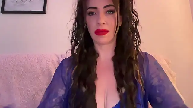 MuckyMILF webcam