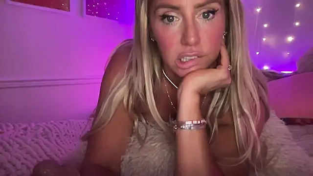 Fitnessbabe69 webcam