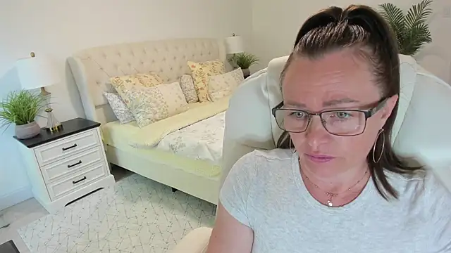 Vika73 webcam