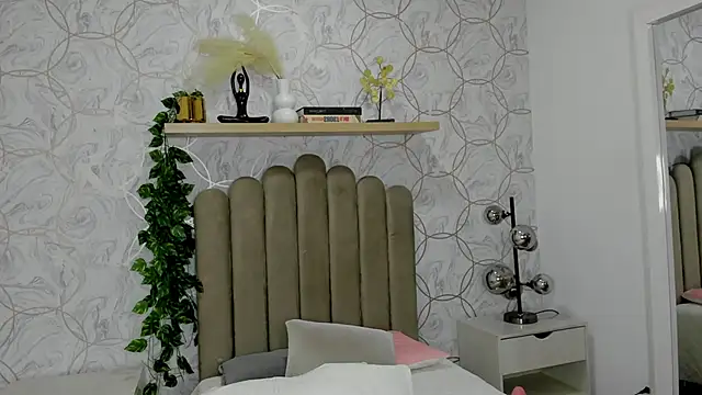 luna_bellucci webcam