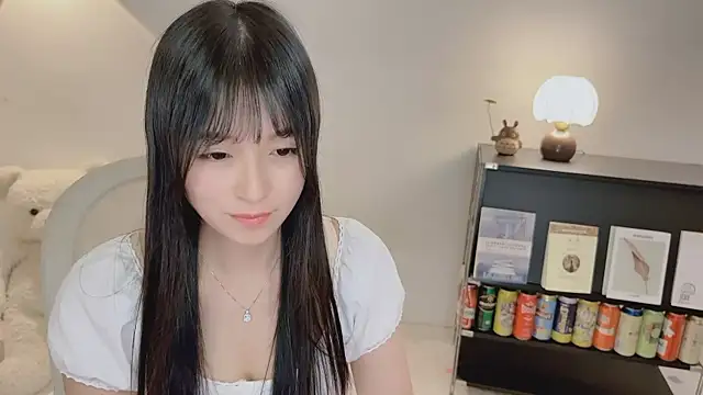 Onechestnut webcam
