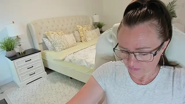 Vika73 webcam